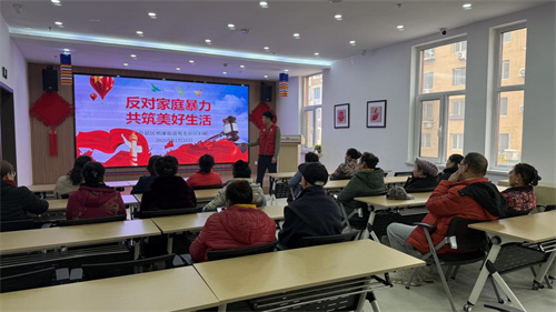 �ʹ��������ֵ�����������֯��չ�����Լ�ͥ����������������������