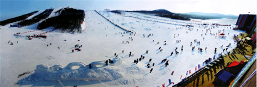 �����ִ�������Ȧ���ι����ذ���Ϯ 100��������·����������ѩʢ��