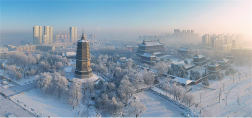 �����ִ�������Ȧ���ι����ذ���Ϯ 100��������·����������ѩʢ��