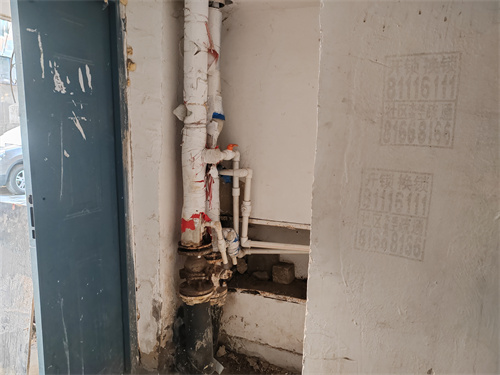 �ʹ��������ֵ���ɽ����������¥������  �����˾�����