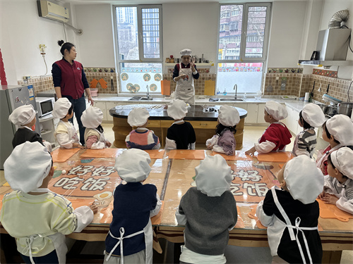 萌娃闹元宵 巧手做汤圆——塔湾社区开展元宵节民俗体验活动