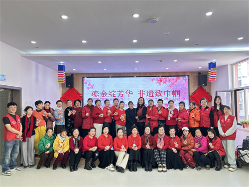 �̽������� �����½��� �����ʹ��������ֵ�����������չ���˹��ʸ�Ů����˿���������