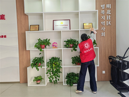 �����׷澫�� ����������� �����ʹ��������ֵ�����������չ��Ⱥ�����������־Ը����