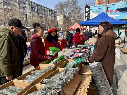 ־Ը��������ģ������м������� �����ʹ��������ֵ����������������־Ը�����м�ů�Ŀ�չ