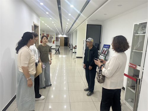 共建书香社区 赋能文化生活——沈阳市图书馆塔湾社区分馆揭牌启用